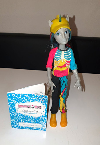 Monster high neighthan rot - high,